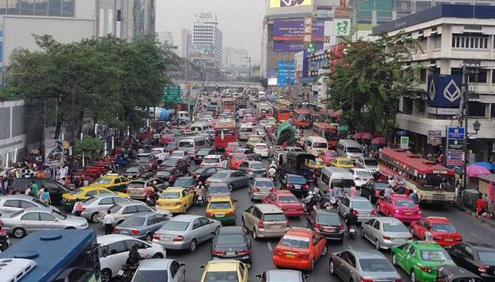 منها 4 بالصين.. أكثر 10 مدن تعاني من أسوأ ازدحام مروري في العالم