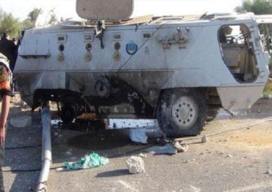 مصرع ثلاثة جنود وإصابة ستة في تفجير مدرعة بسيناء