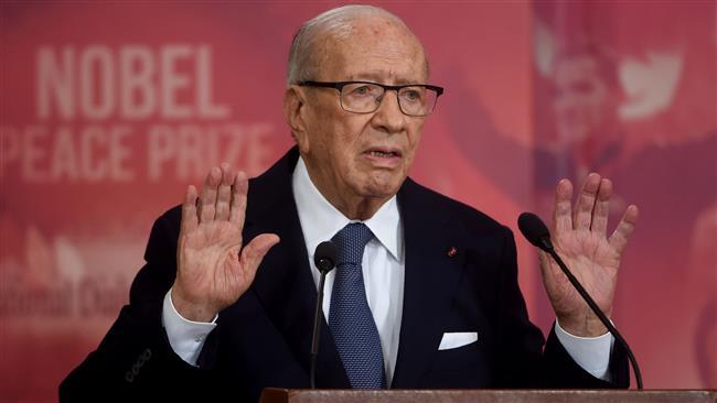 أزمة تونسية ليبية.. حفتر يرفض لقاء السبسي بدعوى “دعم الإخوان”