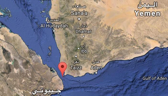 4 مخاطر إذا وصل الحوثيون إلى مضيق باب المندب