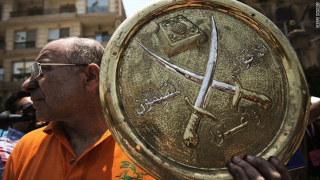 تساؤلات حول عمومية الإخوان بالقطر التركي.