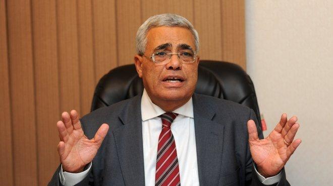 حسن نافعةلـ”رصد”: التوسع في القروض وزيادةالأعباء يدفعان المواطن للثورة