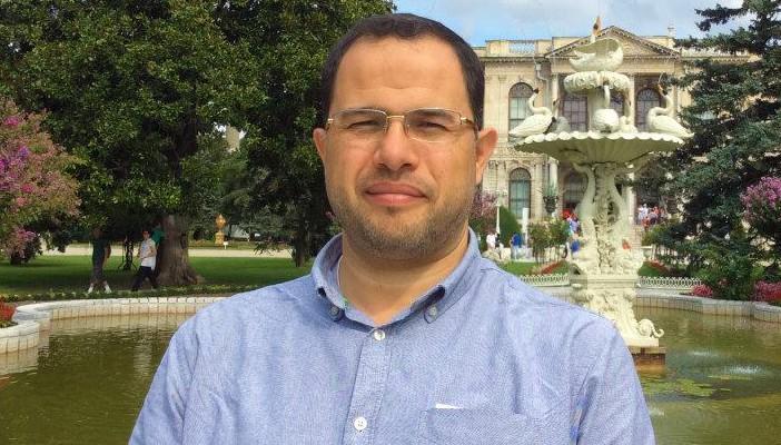 باحث سياسي يدعو شركاء يناير للاستفادة من تغير الوضع الإقليمي