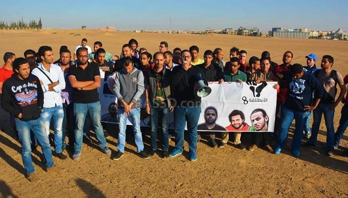 بالصور.. 6 إبريل تلجأ للصحراء لإحياء ذكراها الثامنة