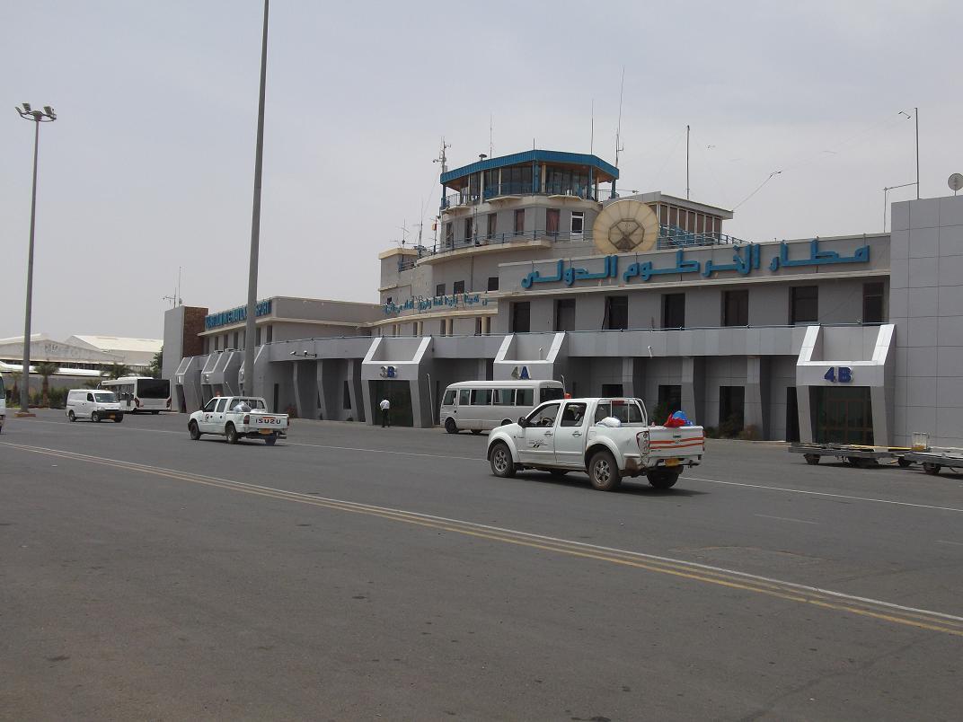 “معاملة بالمثل”.. السودان يفرض تأشيرة دخول على المصريين