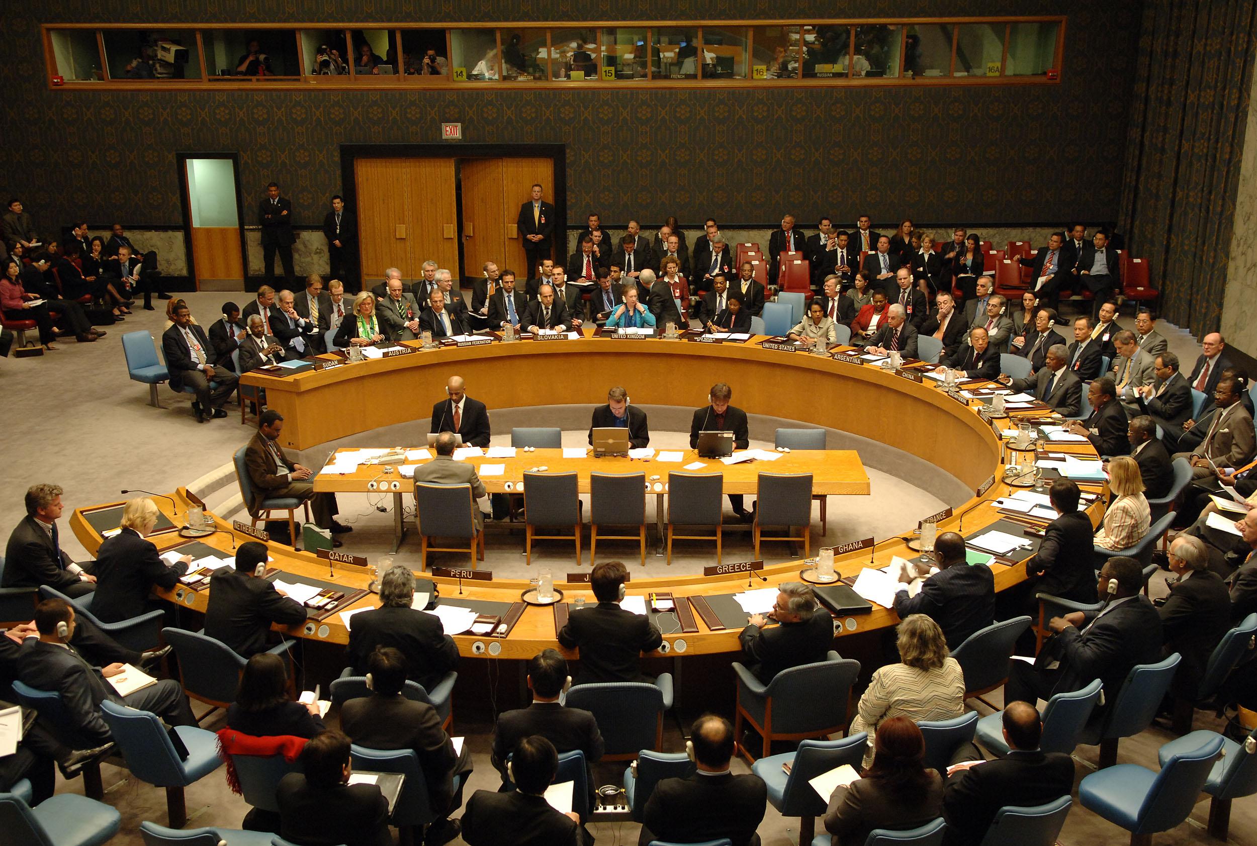 ثلاثة مشاريع على الطاولة.. مجلس الأمن ينعقد من جديد بشأن سوريا