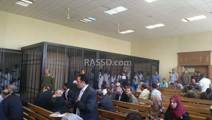 بالصور.. تأجيل محاكمة متهمي “الهلايل والدابودية” للغد