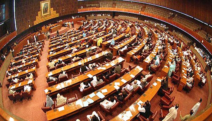 البرلمان الباكستاني يرفض المشاركة في عاصفة الحزم