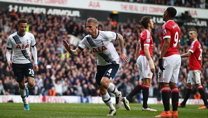 توتنهام يقلل الفارق مع ليستر بثلاثية في مرمى الشياطين