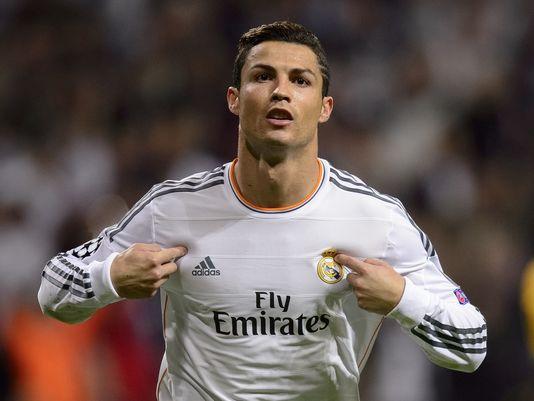 رونالدو يتقدم لريال مدريد بهدفين أمام فولفسبورج