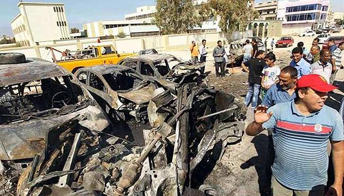 انفجار سيارة مفخخة في محيط مبنى الإستخبارات العسكرية بطبرق الليبية