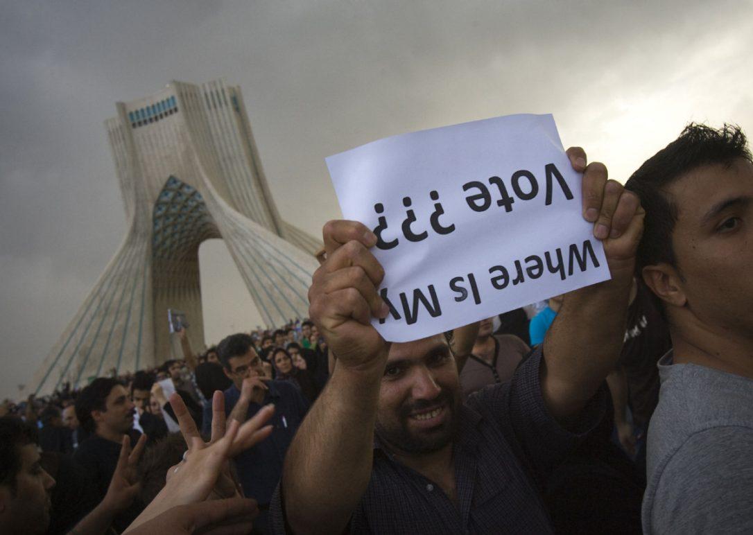 الانتخابات الرئاسية الإيرانية.. مرشحون بسجلات حافلة بالقمع والدموية