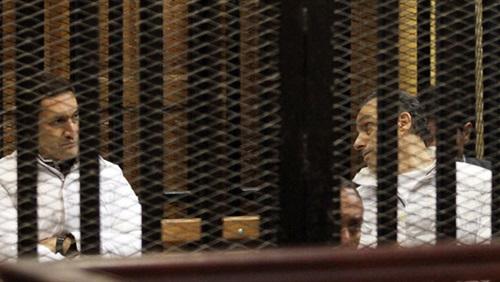 بدء نظر قضية التلاعب بالبورصة ومنع الصحفيين من الحضور