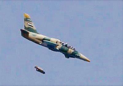 طيران الأسد يشن 50 غارة على ريف حماة الشمالي