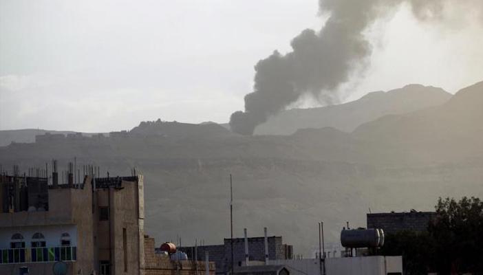 15 قتيلا في غارات على مخزن ذخيرة للحوثيين بصنعاء