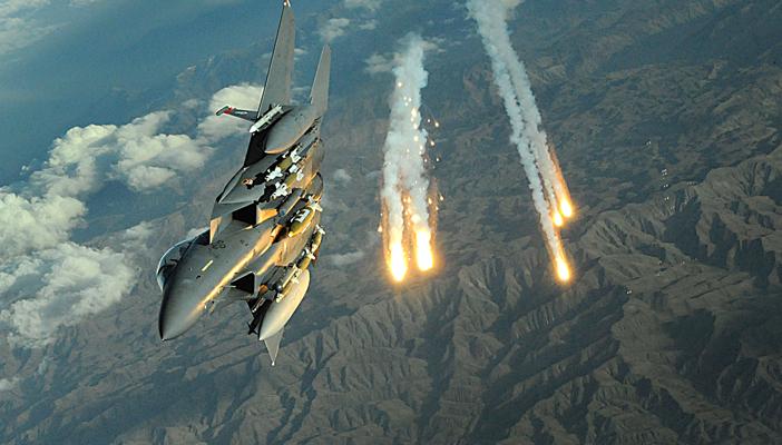 طائرات التحالف تستهدف الحوثيين في “لحج”