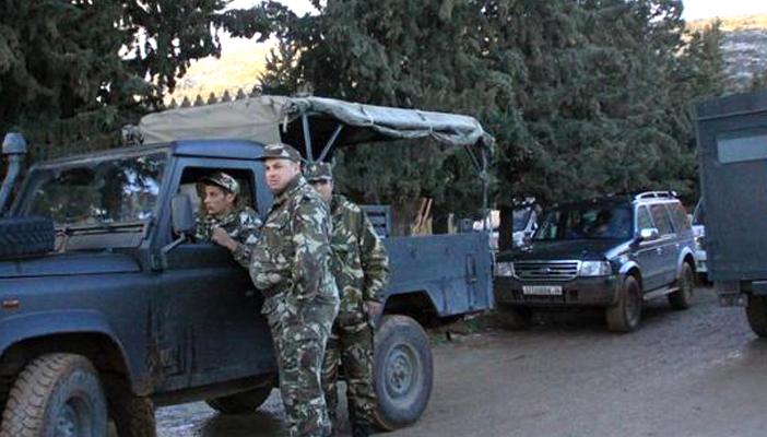 الجيش الجزائري يقتل 3 مسلحين غرب العاصمة