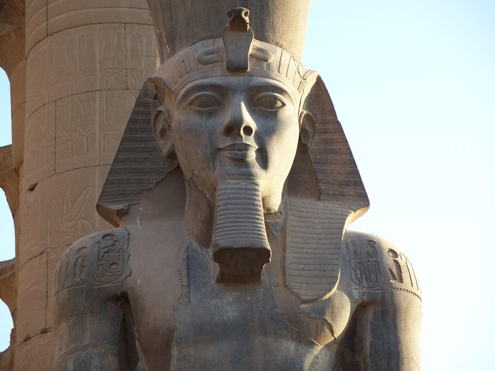 دراسة أثرية: “فرعون مصر” عربي من منطقة عسير بالسعودية