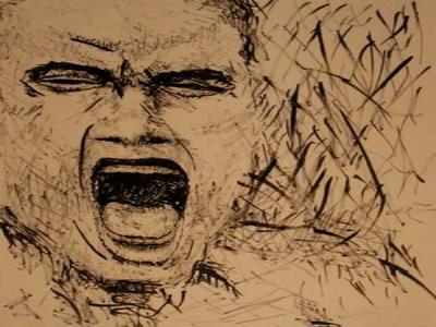 معتقلة مع أشقائها.. والزوج يموت في طابور زيارتها