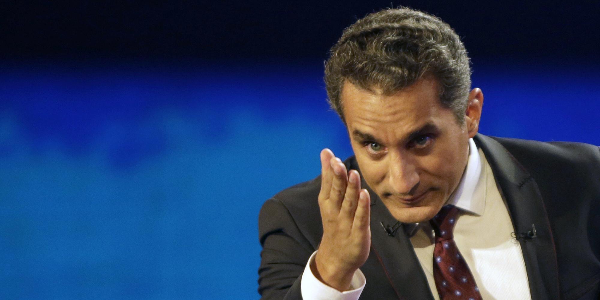 باسم يوسف: “نظام بلطجي ياخد ناس من بيوتهم ويلبسهم قضايا”