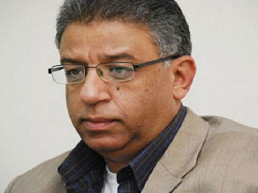 سيف الدولة: الاحتفالات ممنوعة على الشعب حلال للجيش والشرطة