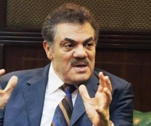 قيادات بحزب الوفد يبحثون سحب الثقة من السيد البدوي