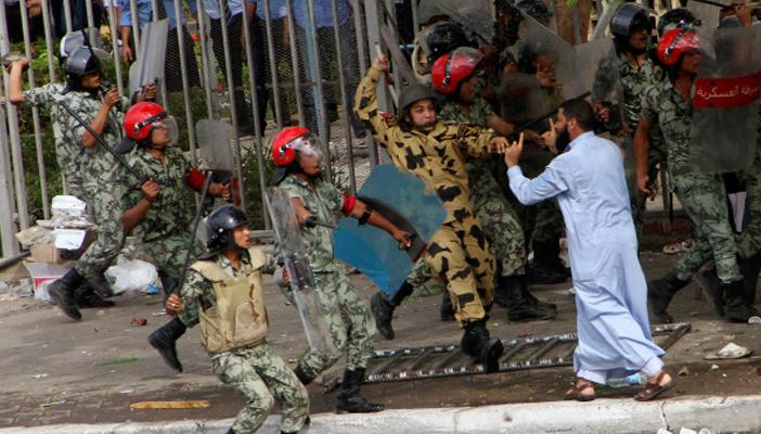 مذبحة العباسية.. أول صدام دموي بين العسكر والإسلاميين