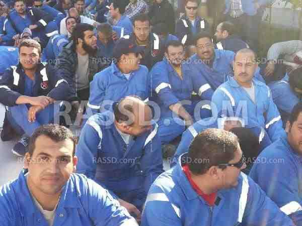 وزيرة القوى العاملة تحتفل والعمال يسقطون من الإضراب