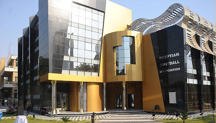 اتحاد الكرة يرفض الاستغناء عن “البدري”