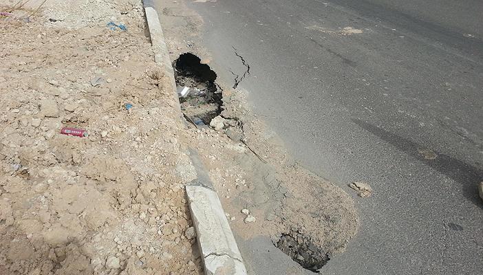 هبوط أرضي كبير بشارع عبد السلام عارف بالمنصورة