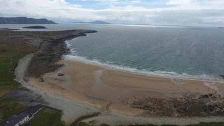 شاطئ ايرلندي يظهر مرة أخرى بعد 33 عامًا من اختفائه