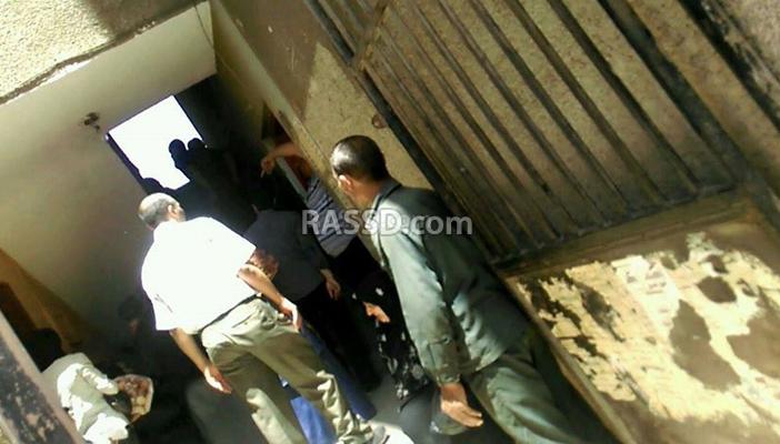 مشادات وزحام شديد أمام مكاتب استخراج بطاقة التموين بأسيوط