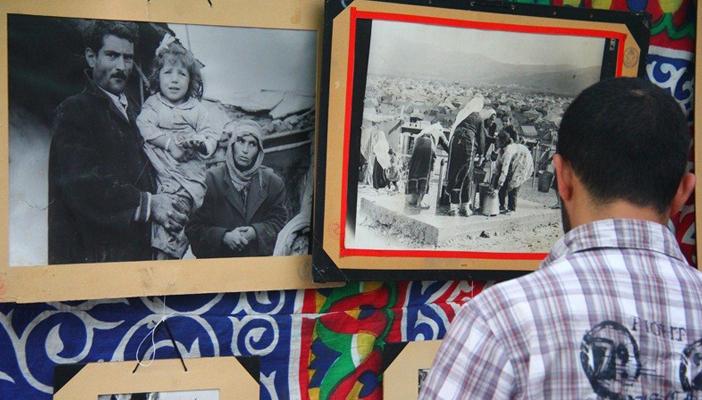 معرض صور وسط غزة لإحياء الذكرى 67 لنكبة 1948