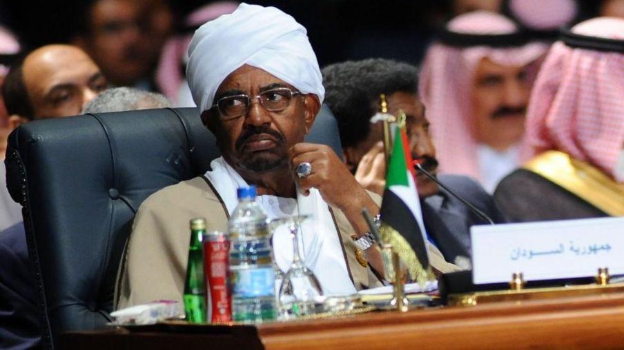 رغم رفض واشنطن حضور “البشير”.. السودان يُعلن مشاركته في قمة الرياض
