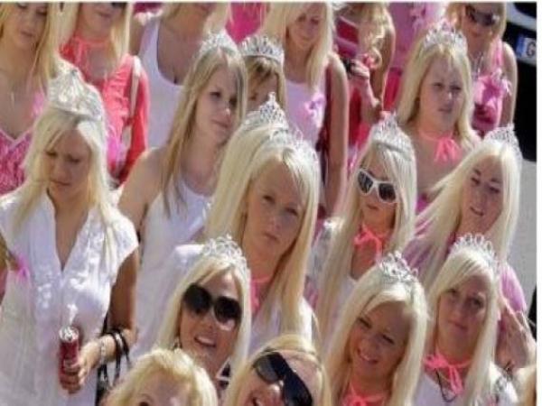 مسيرة للسويديات تطالب بتوفير الأزواج!