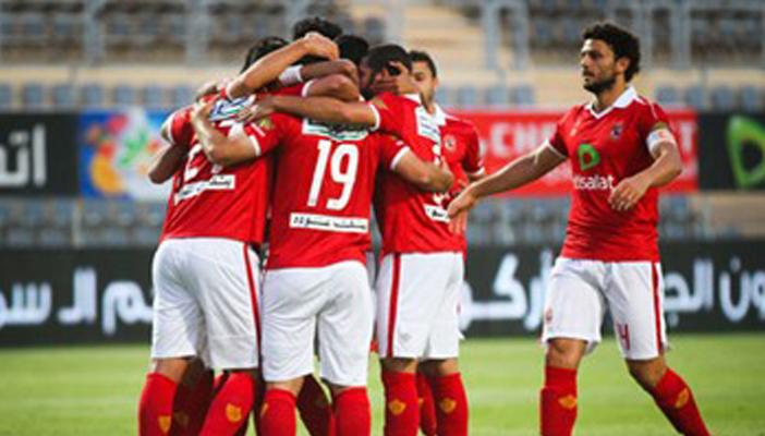 وفد من فيورنتينا يزور مقر الأهلي بالجزيرة