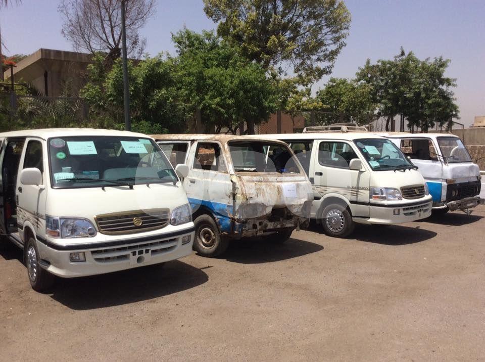 بالصور.. تسليم 22 ميكروباص تعمل بالغاز الطبيعي ضمن مشروع الألف مركبة