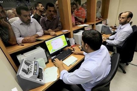 الموظف المصري في عهد السيسي: نقبل المِنح والتبرعات!