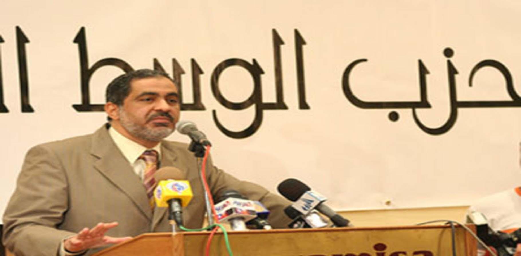 حزب الوسط: القرض الروسي يقترب من نصف الدين الخارجي وقيمة فوائده مفزعة