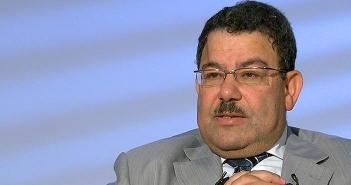 سيف عبدالفتاح يكتب.. حكاية دقدق وابن عامل النظافة