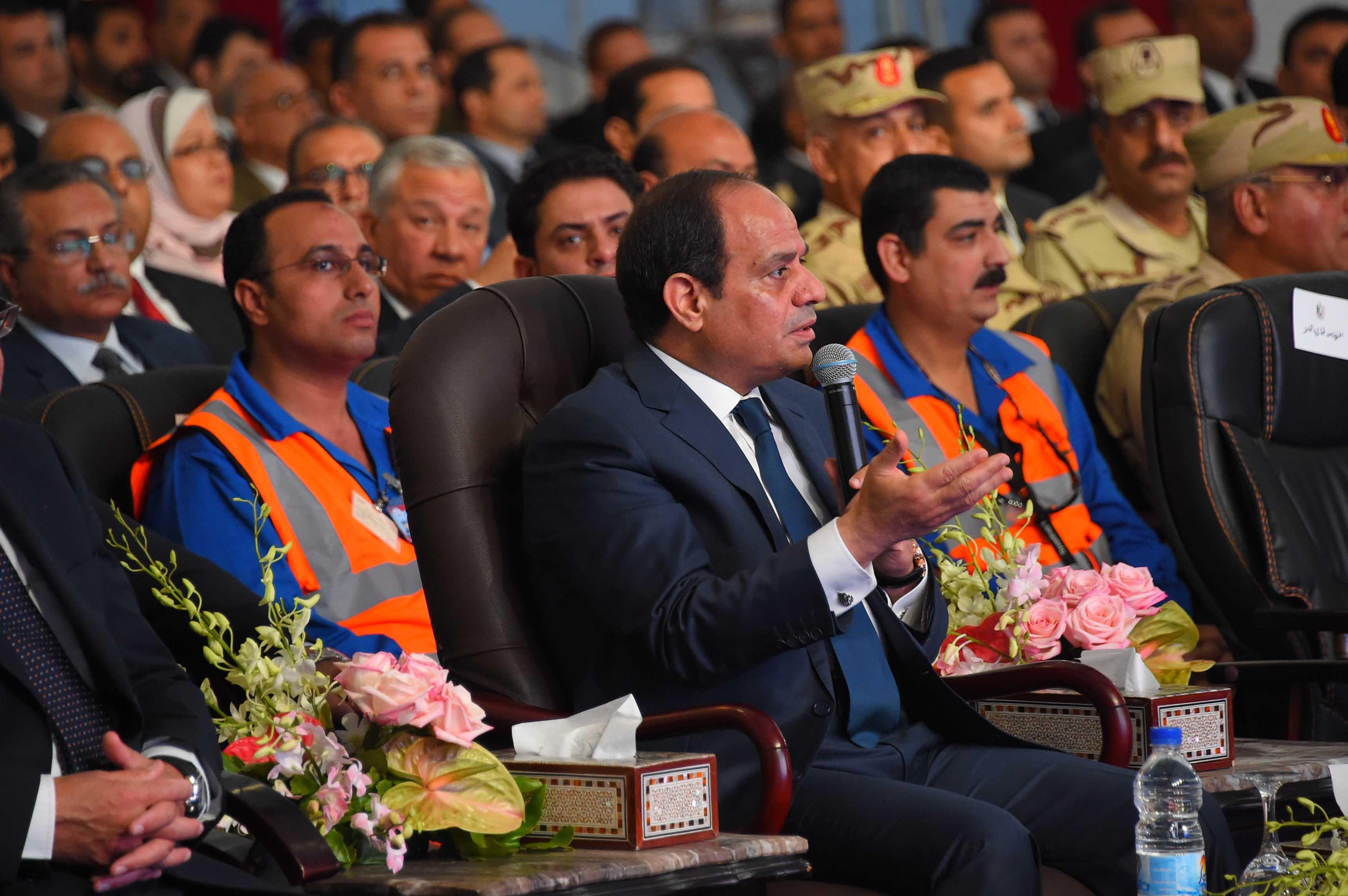 بالفيديو.. السيسي ينفعل على برلماني طالبه بتأجيل زيادة أسعار الوقود