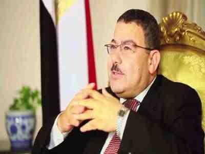 شخصيات عامة تدعو قوى الثورة للتوحد لاستعادة مسار الديمقراطية