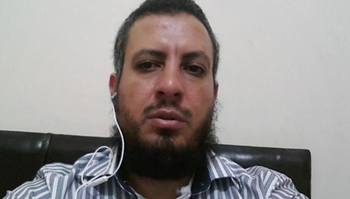 بين السلمية وتطوير الأداء الثوري