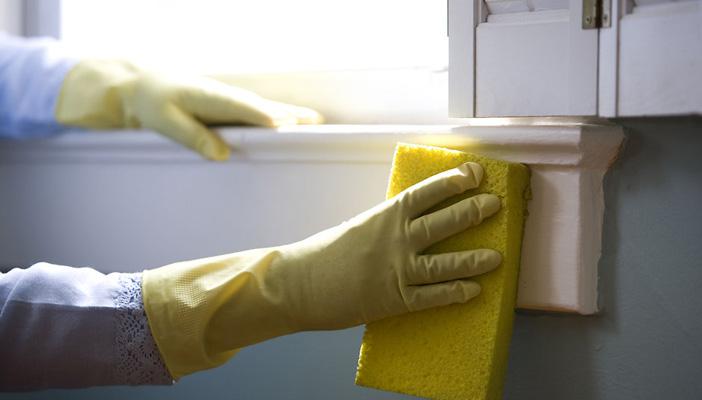 منها الليمون والملح .. طرق بسيطة للمساعدة في تنظيف المنزل