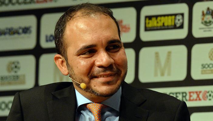 “بلاتيني” يعلن دعم الأمير علي بن الحسين لرئاسة الفيفا