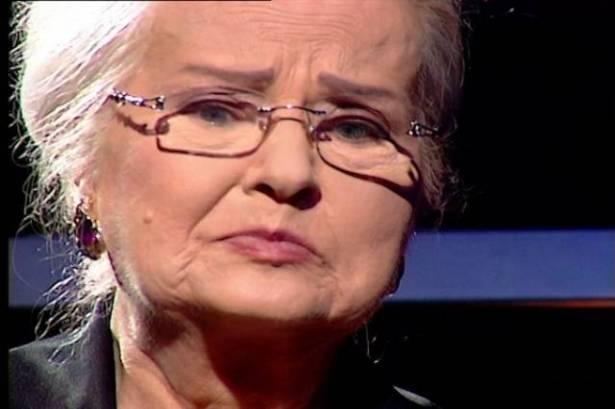 بالفيديو.. فنانة سورية تهاجم أصالة وتطالبها بالعودة إلى عقلها