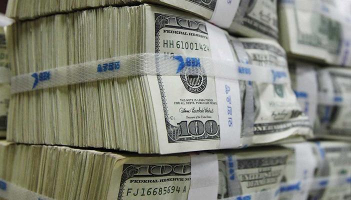 نائب شعبة الصرافة لـ”رصد”: الدولار يستأنف كسر حاجز الـ11 جنيهًا