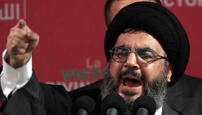 هآرتس: خطابات “نصر الله” مرتبكة وتدل على قرب انتهاء النظام السوري