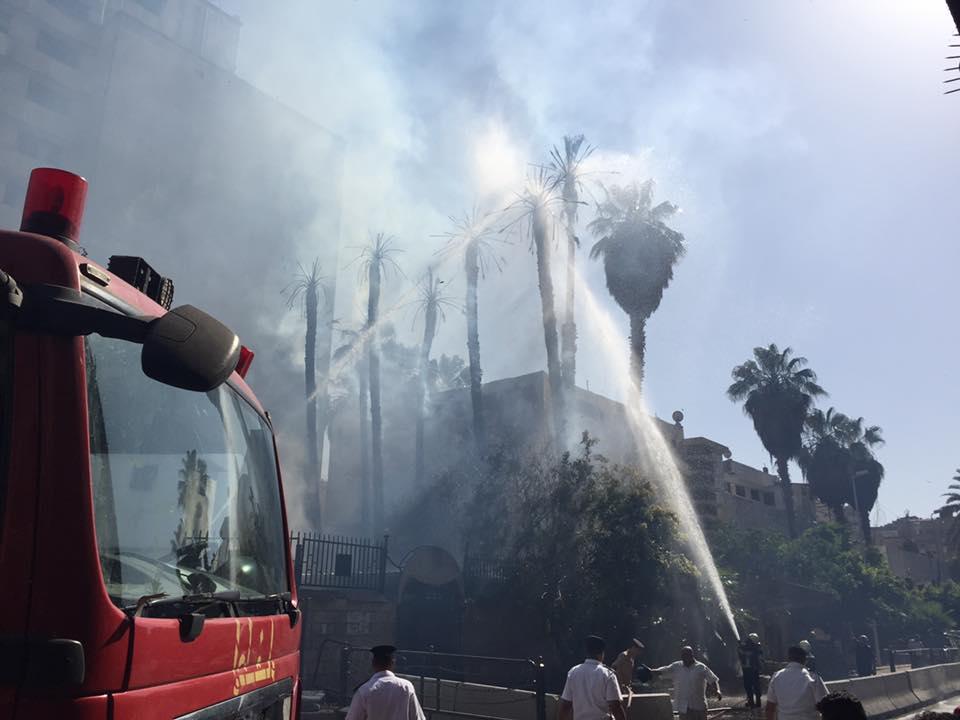 بالصور.. حريق بمحيط سنترال العتبة ومخاوف من امتداد النيران للمباني