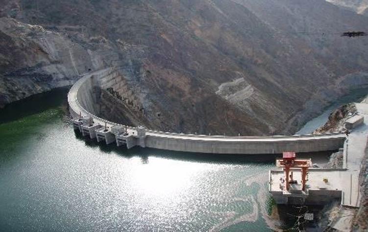 أستاذ موارد مائية: إثيوبيا ستبني 4 سدود خلف النهضة وتعمق أزمة مصر